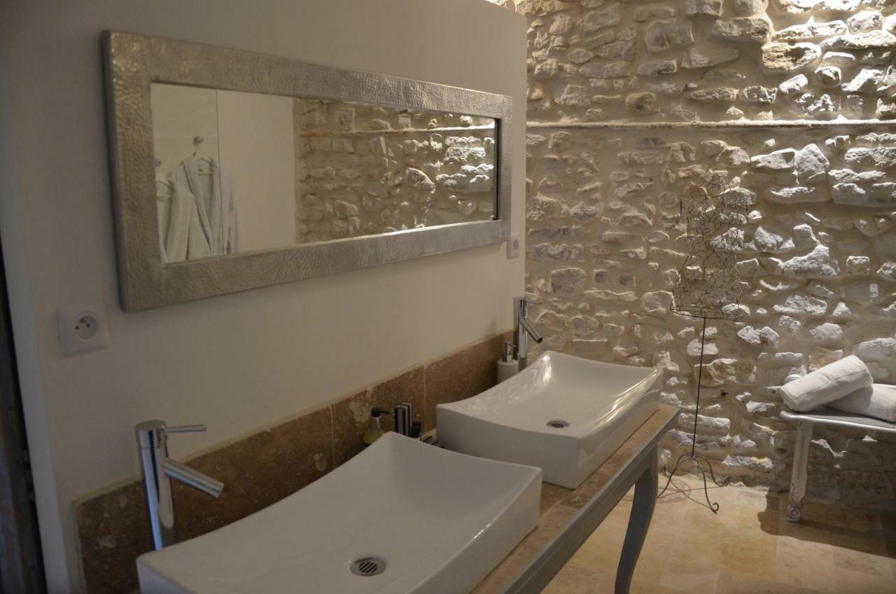 O2Suites Bernis Екстер'єр фото